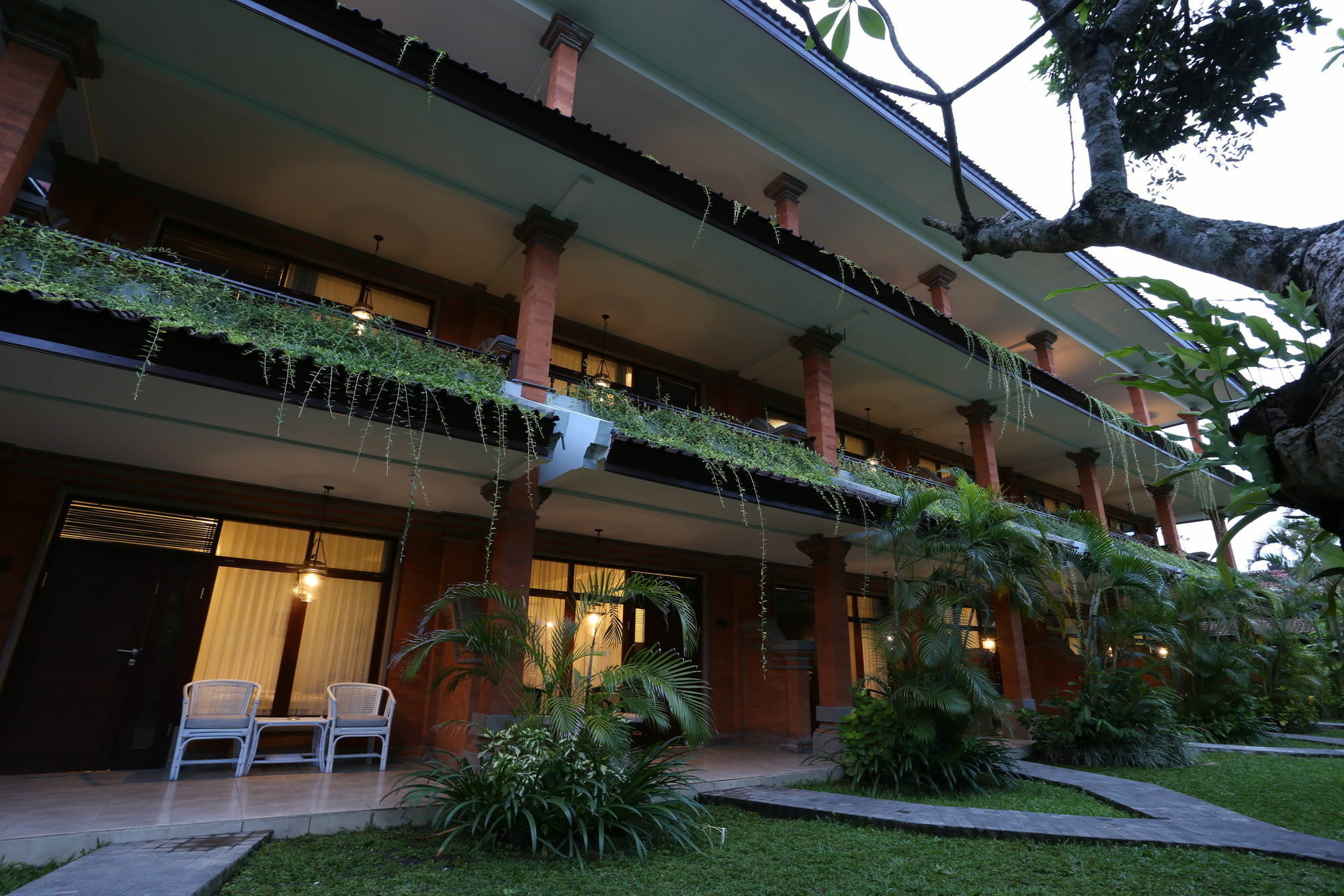 The Cakra Hotel Dempasar Exterior foto